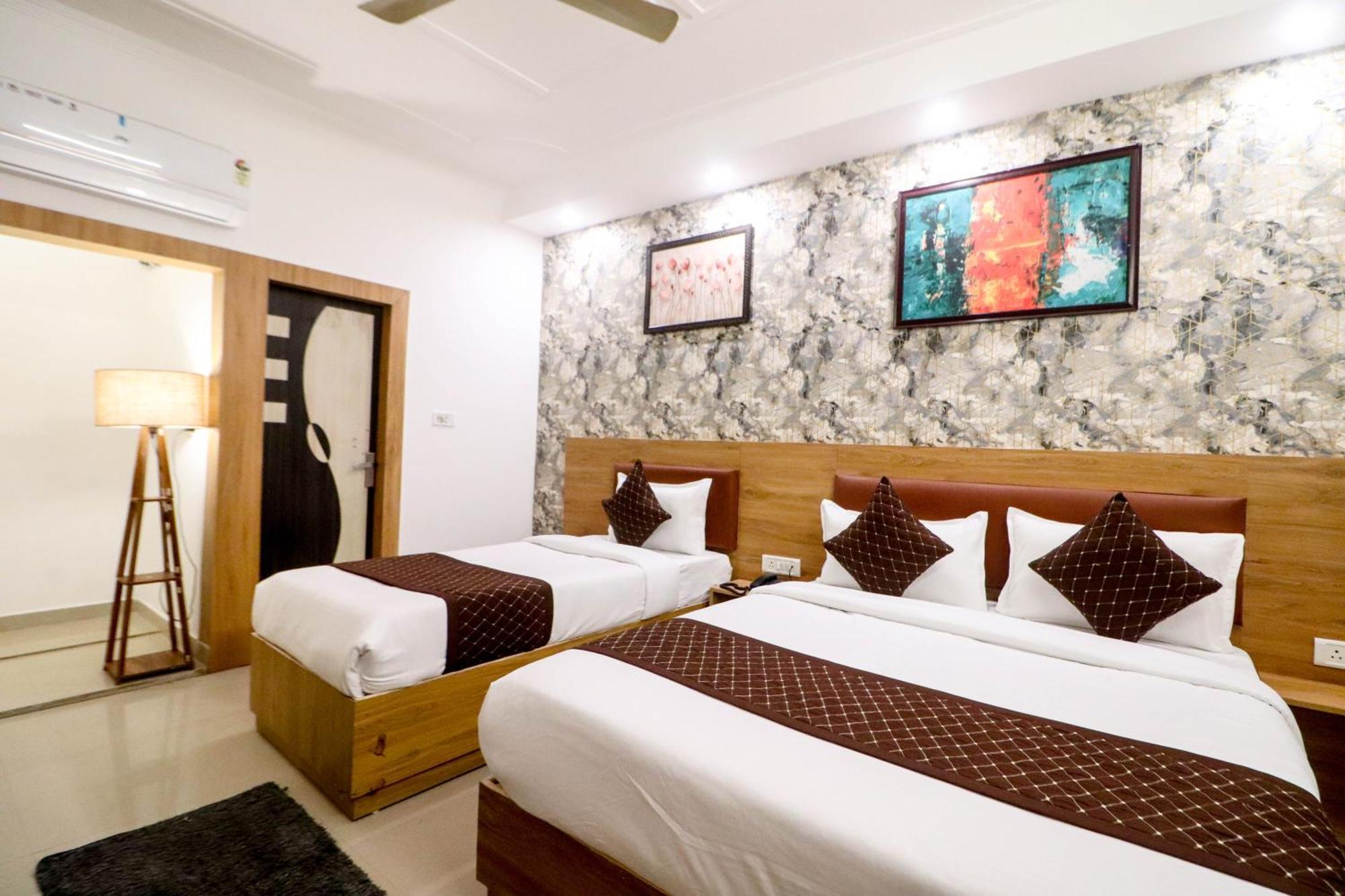 Hotel Vvs Near Delhi Airport Nové Dillí Exteriér fotografie