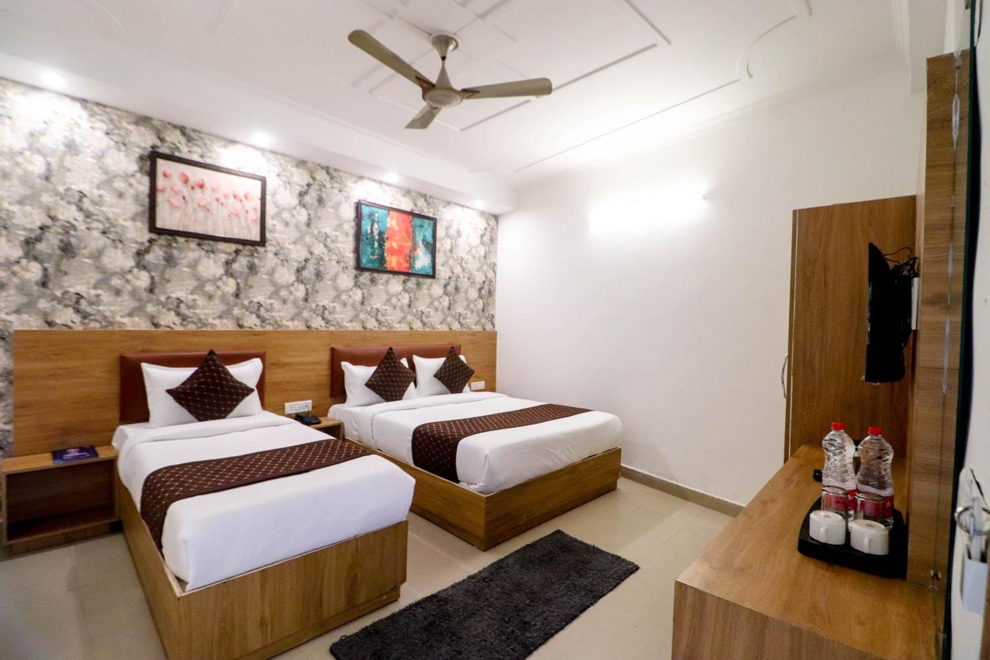 Hotel Vvs Near Delhi Airport Nové Dillí Exteriér fotografie