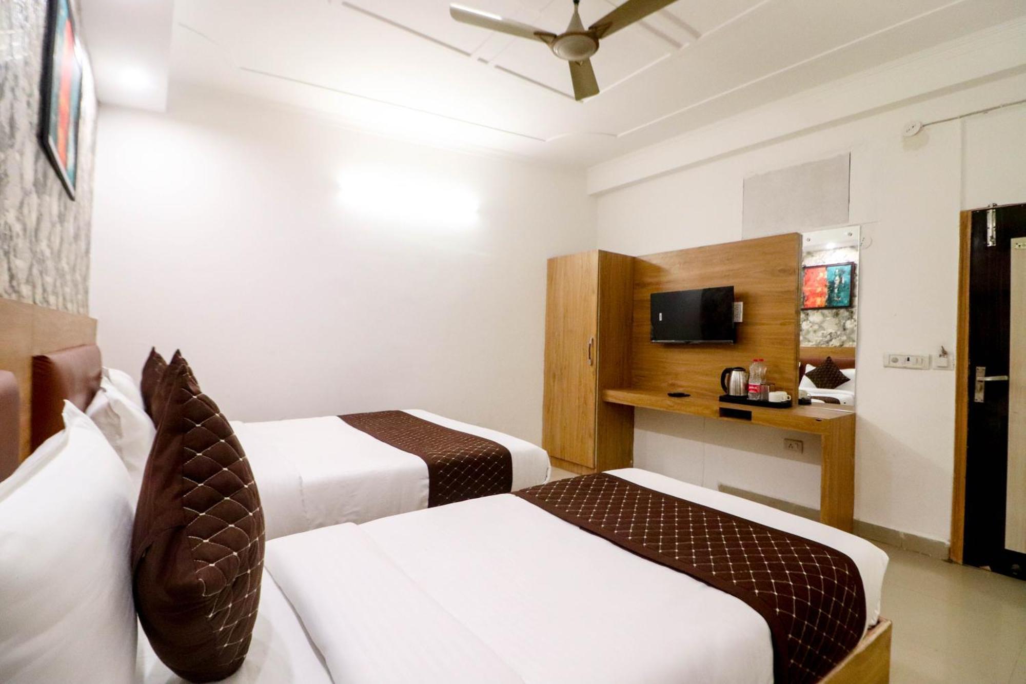 Hotel Vvs Near Delhi Airport Nové Dillí Exteriér fotografie