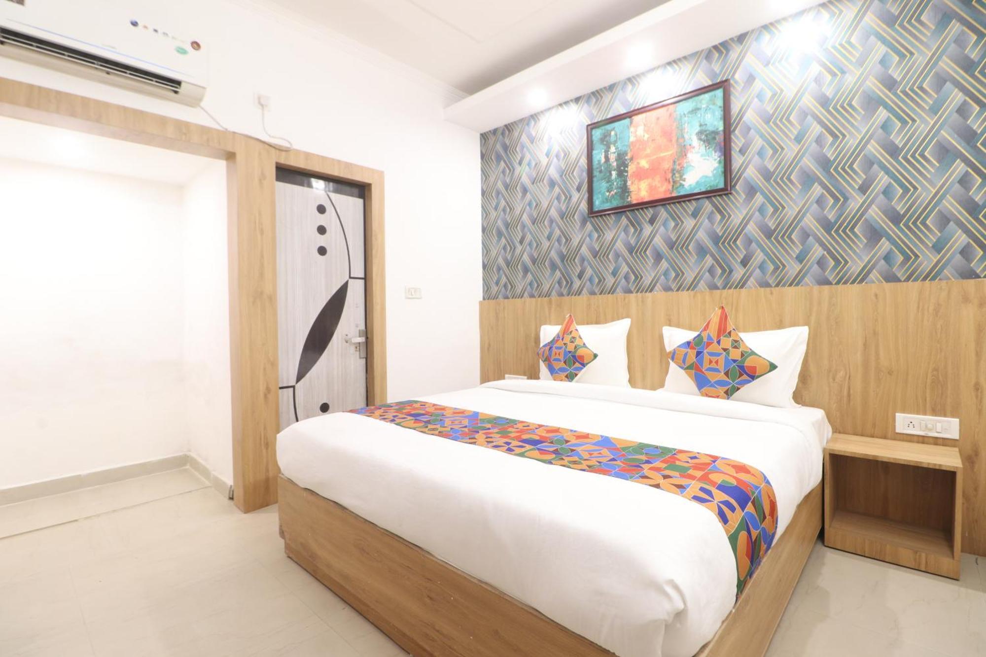 Hotel Vvs Near Delhi Airport Nové Dillí Exteriér fotografie